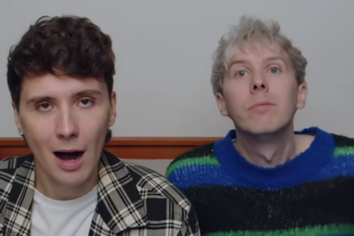 Selisih Umur Dan And Phil Berapa? Inilah Biodata Youtuber Asal Inggris yang Ngaku Berpacaran Sejak 16 Tahun Lalu, Benarkah LGBT?