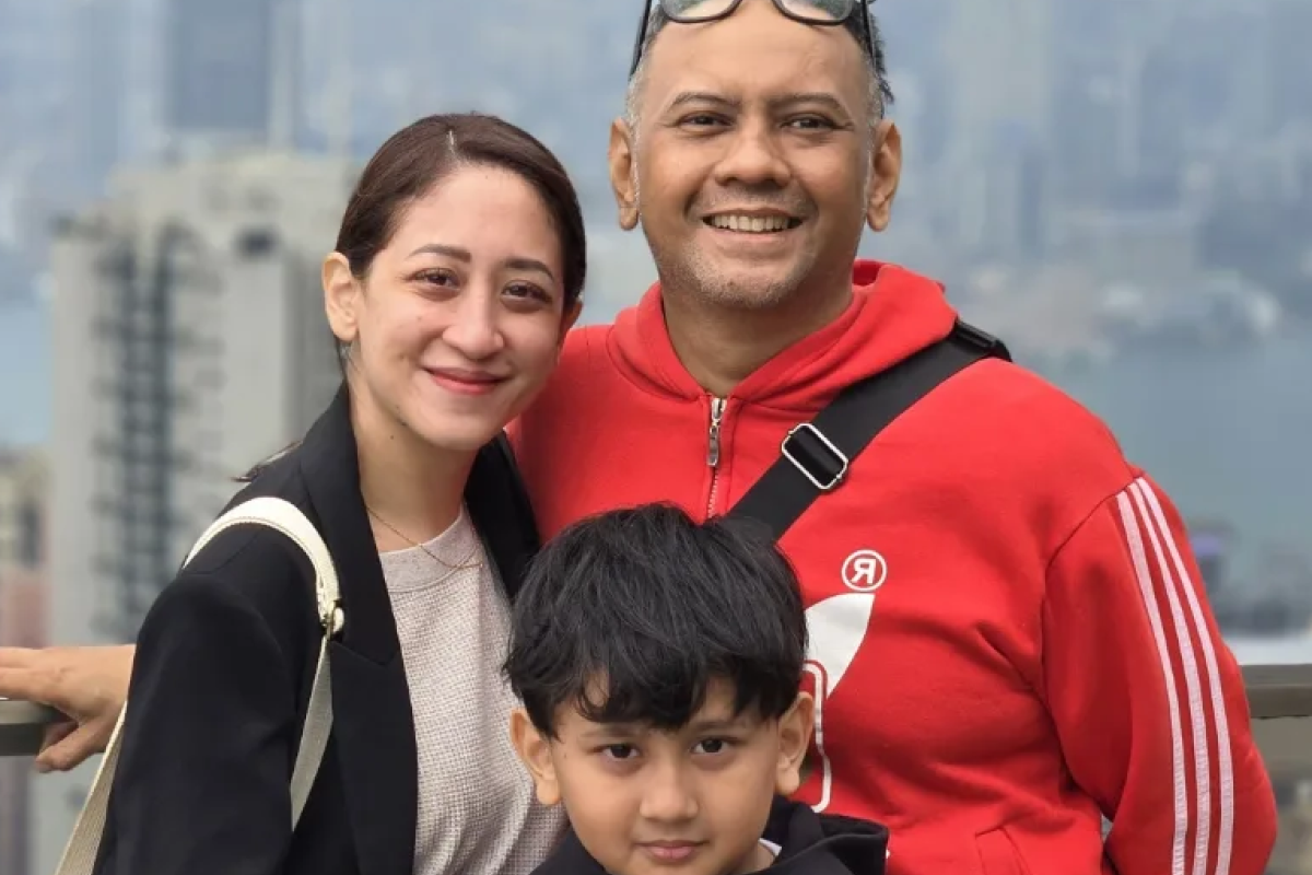 Apa Pekerjaan Aleima Sharuna? Istri Lucky Widja Vokalis band Element yang Meninggal Dunia Akibat Komplikasi TBC Ginjal