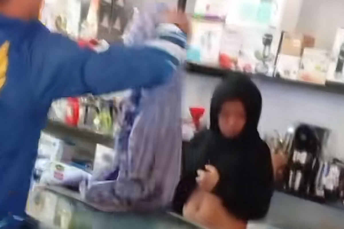 NO SENSOR! Video Wanita di Garut yang Mainkan Alat Vital Saat Ketahuan Mencuri 2 Menit 32 Detik di Videy, Benarkah ODGJ?