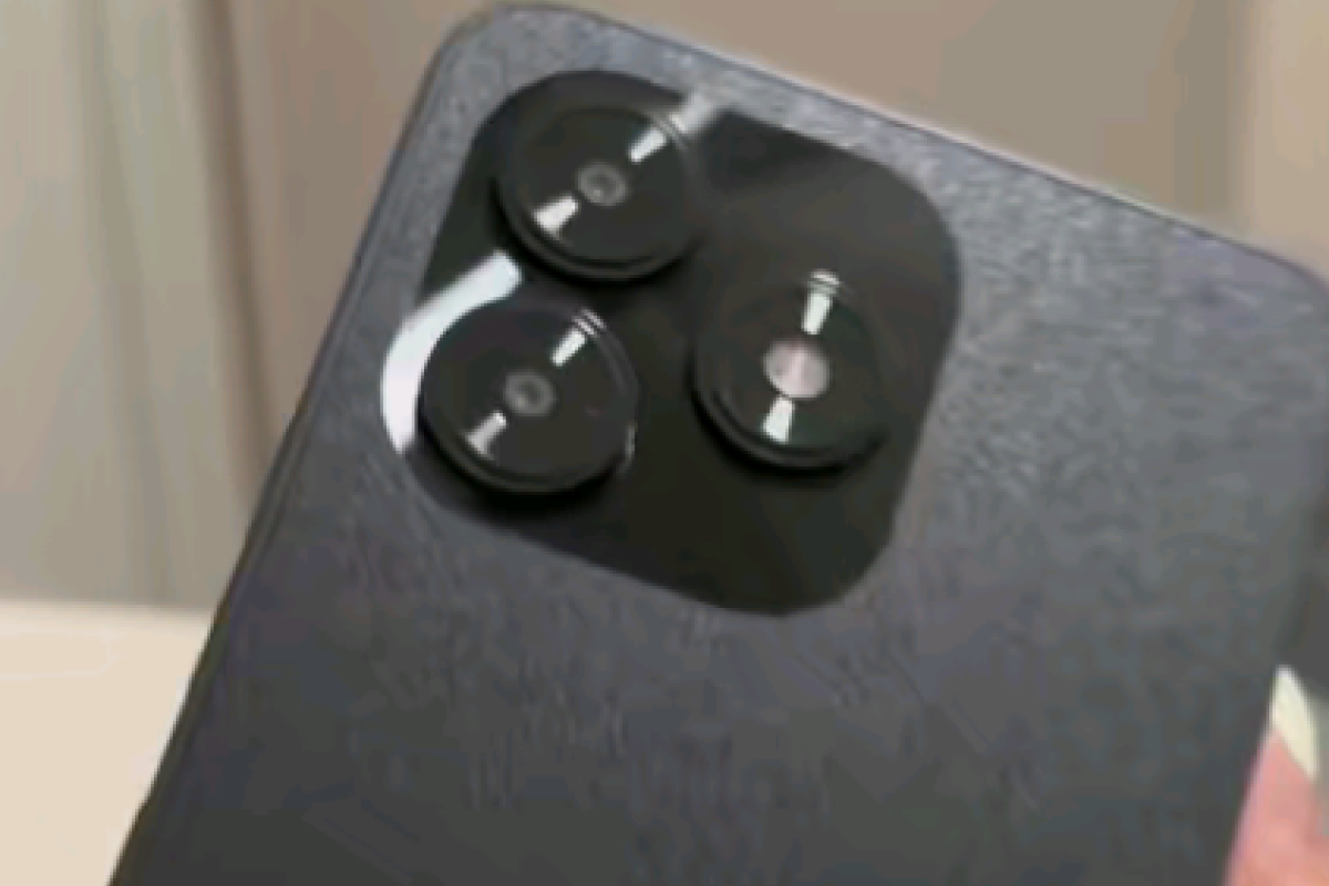 Berapa Harga Foxx Android Smartphone A551? Benarkah Lebih Mahal Daripada Nuu Mobile A6L-C?