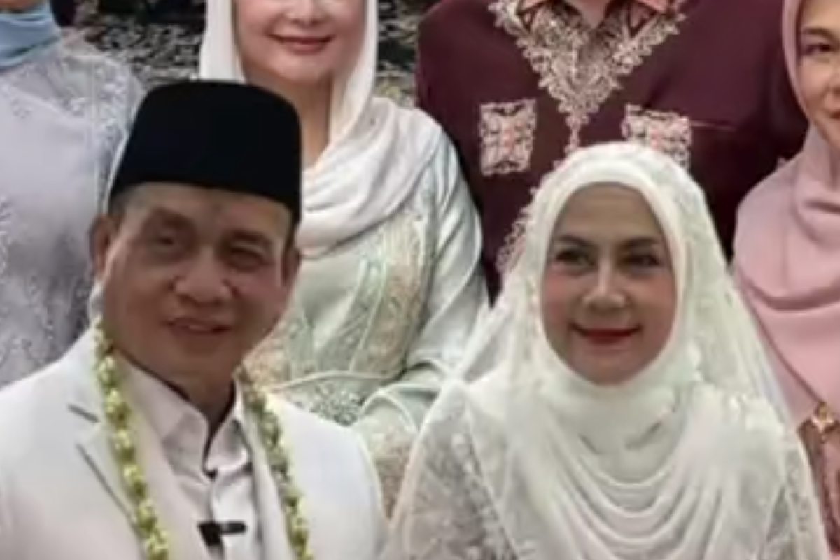 Selisih Umur Romo Muhammad Syafii dan Maya Suhasni Siregar Berapa? Inilah Biodata Wakil Menteri Agama yang Telah Resmi Menikah