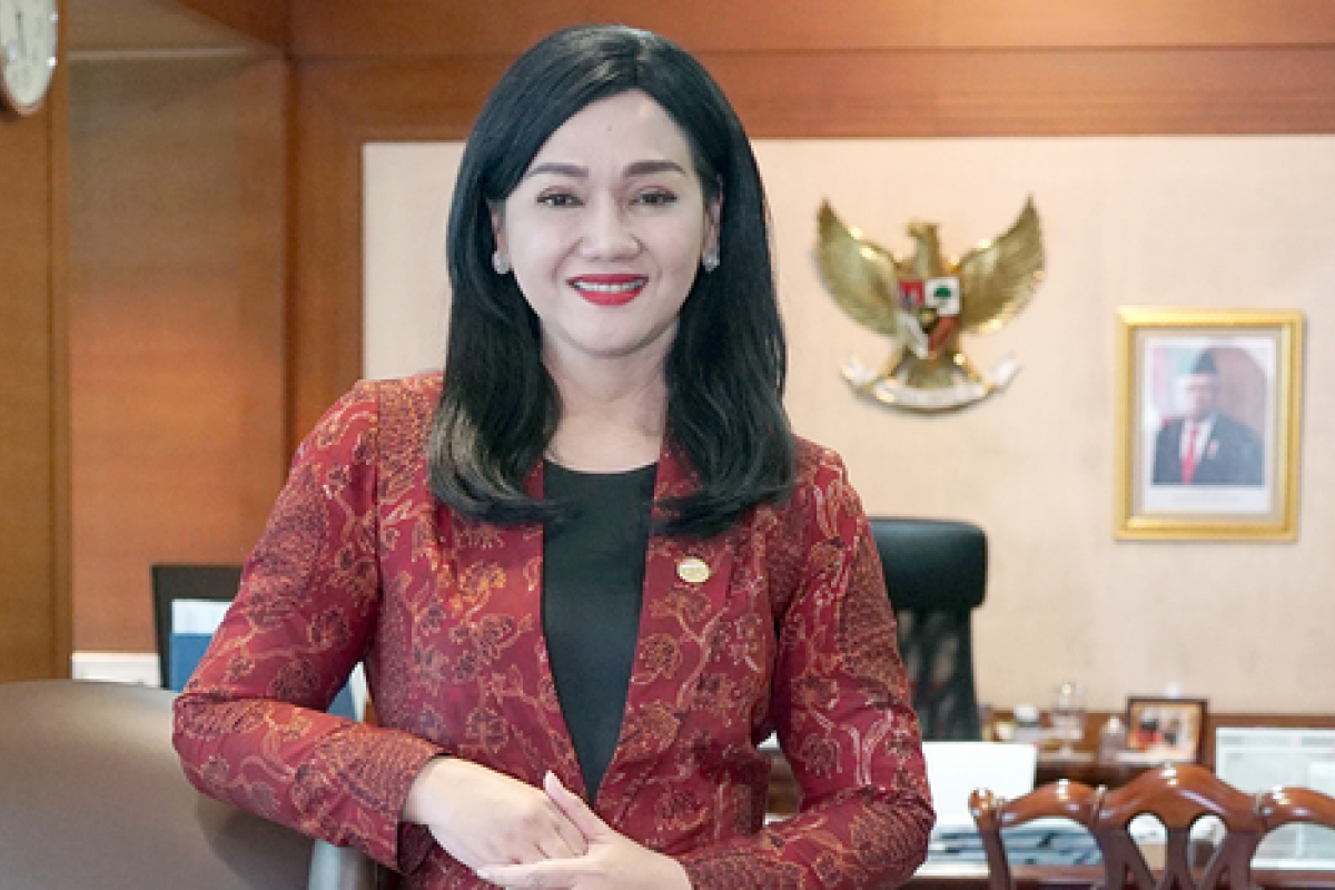Jejak Karier Friderica Widyasari Dewi, dari Bintang Sinetron hingga Pucuk Pimpinan OJK