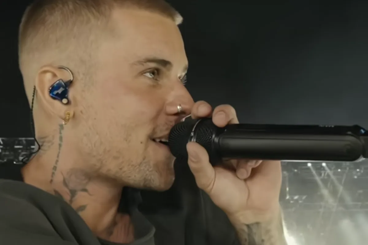 Apa Alasan Justin Bieber Berkaraoke Streaming YouTube Lagu-Lagunya di Panggung Coachella 2026