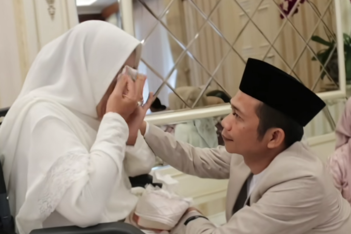 Apa Penyebab Diny Yuliani Meninggal Dunia? Inilah Kronologi Tewasnya Istri Bupati Purwakarta Om Zein, Benarkah Akibat Sakit Parah Hingga Lumpuh?