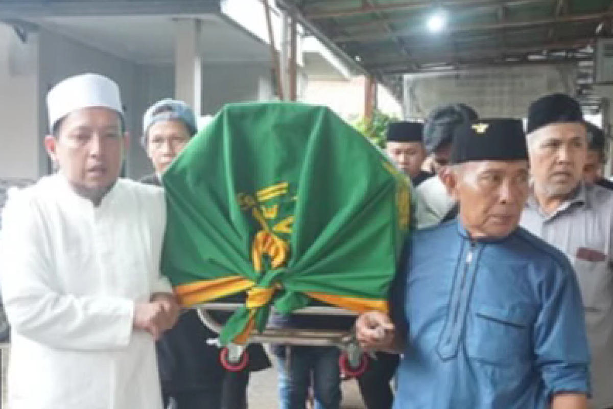 Apa Penyebab H. Aceng Madari Meninggal Dunia? Inilah Kronologi Tewasnya Ayah Apoy Wali Band, Benarkah Akibat Asma? 