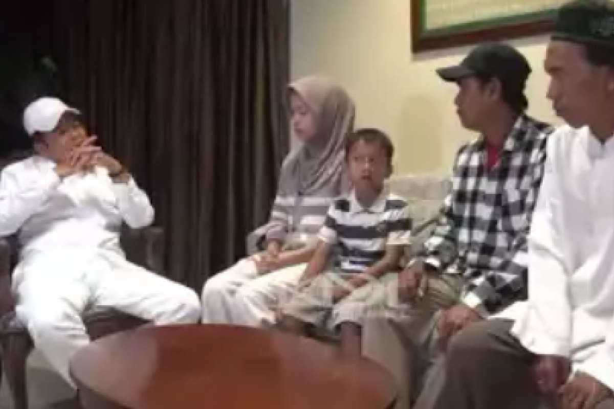 Dedi Mulyadi Menegur Tukang Es Gabus yang Dinilai Tidak Jujur soal Warisan dan Status Rumah