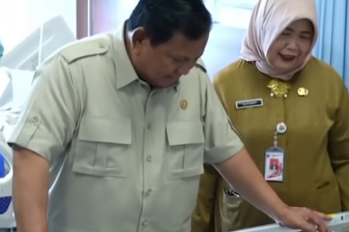 Presiden Prabowo Subianto Kunjungi Korban Tabrakan Mobil MBG di RSUD Koja, Beri Dorongan Moral kepada Siswa dan Guru