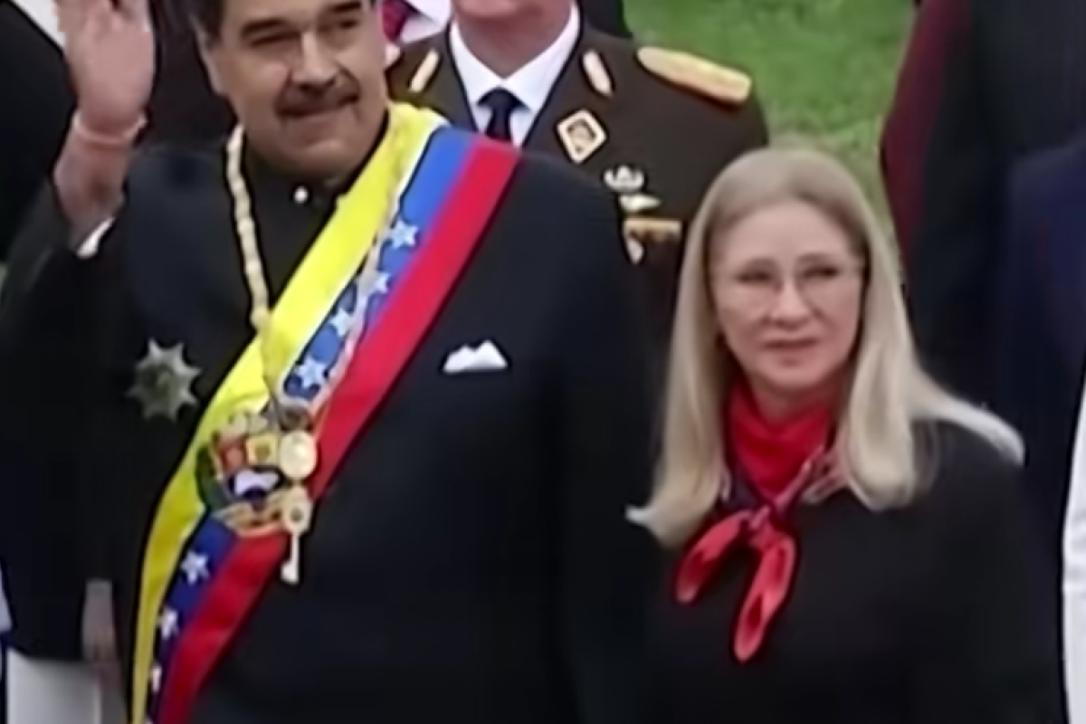 Cilia Flores Ditangkap Militer AS dalam Operasi Rahasia di Karakas: Siapa Sebenarnya First Combatant di Balik Kekuasaan Maduro?