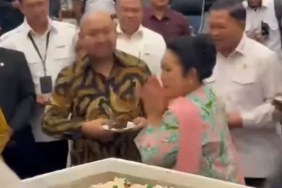 Momen Ulang Tahun Titiek Soeharto Usai Sidang di DPR Dapat Kejutan dari Didit Prabowo dan Para Menteri