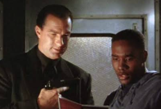 Sinopsis Under Siege 2 Film Steven Seagal Bioskop Trans TV Hari ini 30 Oktober 2025