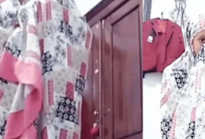 Video Viral Mukena Pink Ramai di TikTok, Netizen Buru Versi Asli Tanpa Sensor