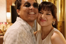 Mengintip Kado Anniversary Arie Kriting Tas Prada Seharga 1 Mobil Mewah untuk Indah Permatasari, Sederhana tapi Penuh Makna