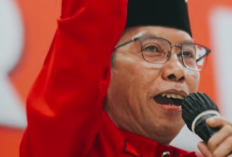 Adi Sutarwijono Agamanya Apa? Islam Atau Kristen? Inilah Biodata Ketua DPRD Surabaya yang Meninggal Dunia