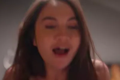 Elina Joerg Perankan Vero yang Beradegan Ranjang dengan Giorgino Abraham di Series Love & 10 Million Dollars, Ini Profil dan Biodatanya