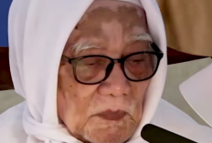Profil Tampang K.H. M. Anwar Manshur Cucu  KH Abdul Karim Pendiri Pondok Pesantren Lirboyo Kediri, Lengkap dari Umur, Agama dan Akun IG