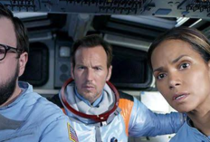 Sinopsis Moonfall Film Halle Berry di Bioskop Trans TV Hari ini 5 September 2025