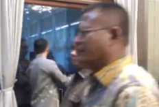 Skandal Wali Kota Prabumulih H Arlan: Pecat Kepsek Karena Tegur Anaknya Bawa Mobil ke Sekolah, Publik Geram!
